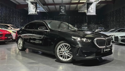 AED 3,184 PM | Low Mileage | GCC | AGMC Warranty  Service 2030  | AGMC  Full Service History-2