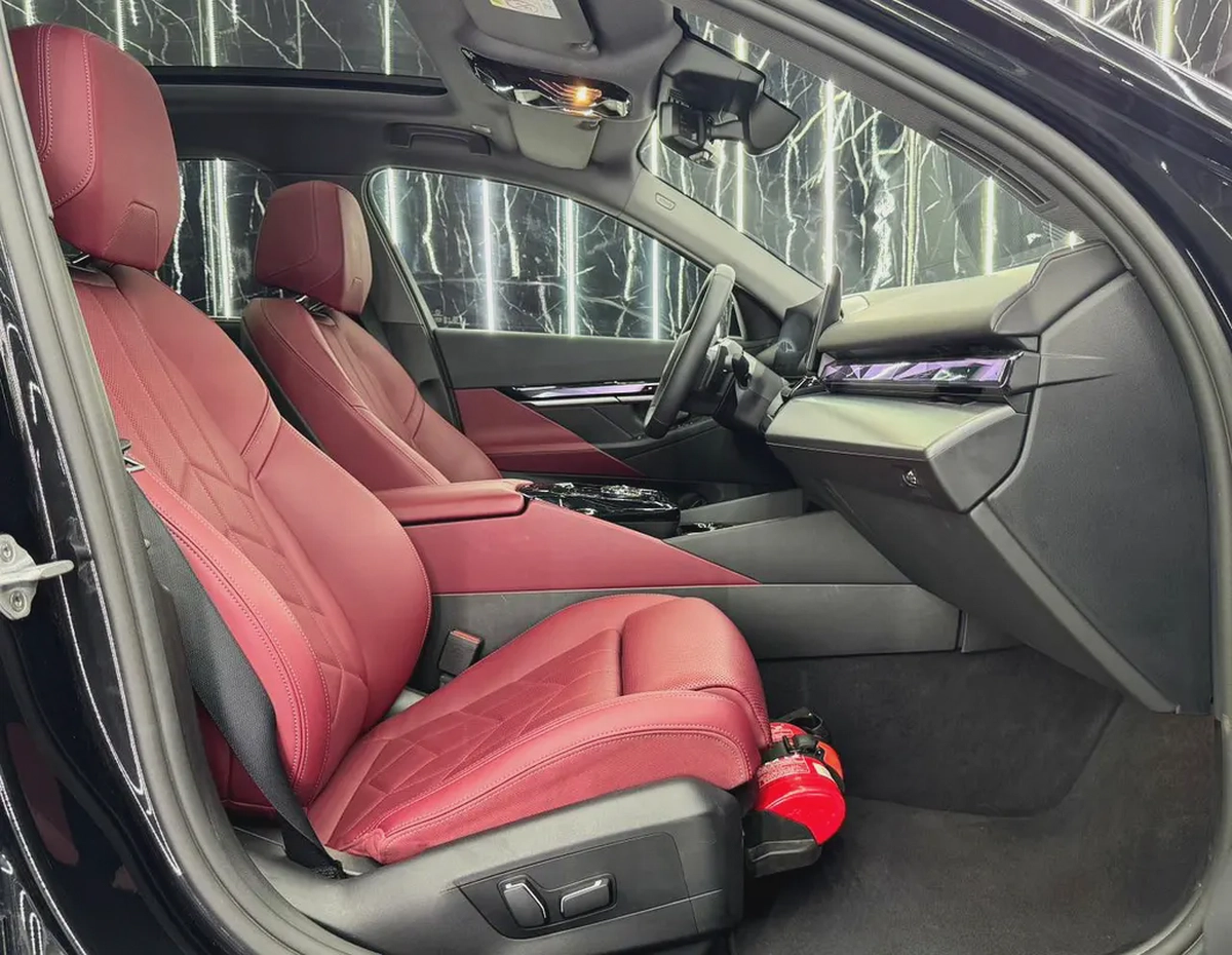 AED 3,184 PM | Low Mileage | GCC | AGMC Warranty  Service 2030  | AGMC  Full Service History-11-11