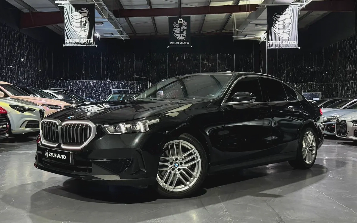 AED 3,184 PM | Low Mileage | GCC | AGMC Warranty  Service 2030  | AGMC  Full Service History