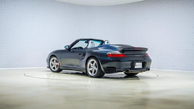 Porsche 911 Turbo-10