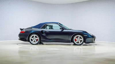 Porsche 911 Turbo-1