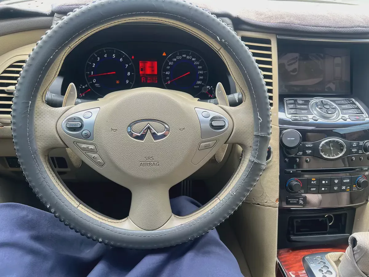 Infiniti FX45/FX35 Luxury 2010 GCC Specs-12-12