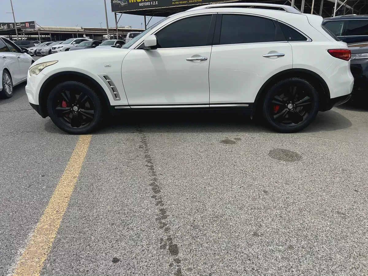 Infiniti FX45/FX35 Luxury 2010 GCC Specs-7-7