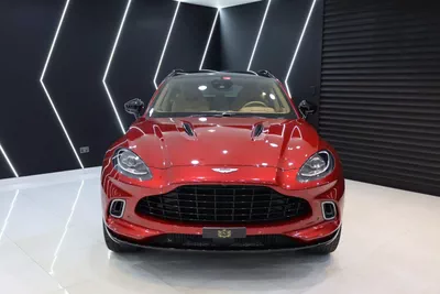 Aston Martin DBX 550-2