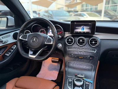 For sale Mercedes-Benz GLC 300 I (X253) Facelift, 2.0 l, 2019 in UAE, Sharjah-15