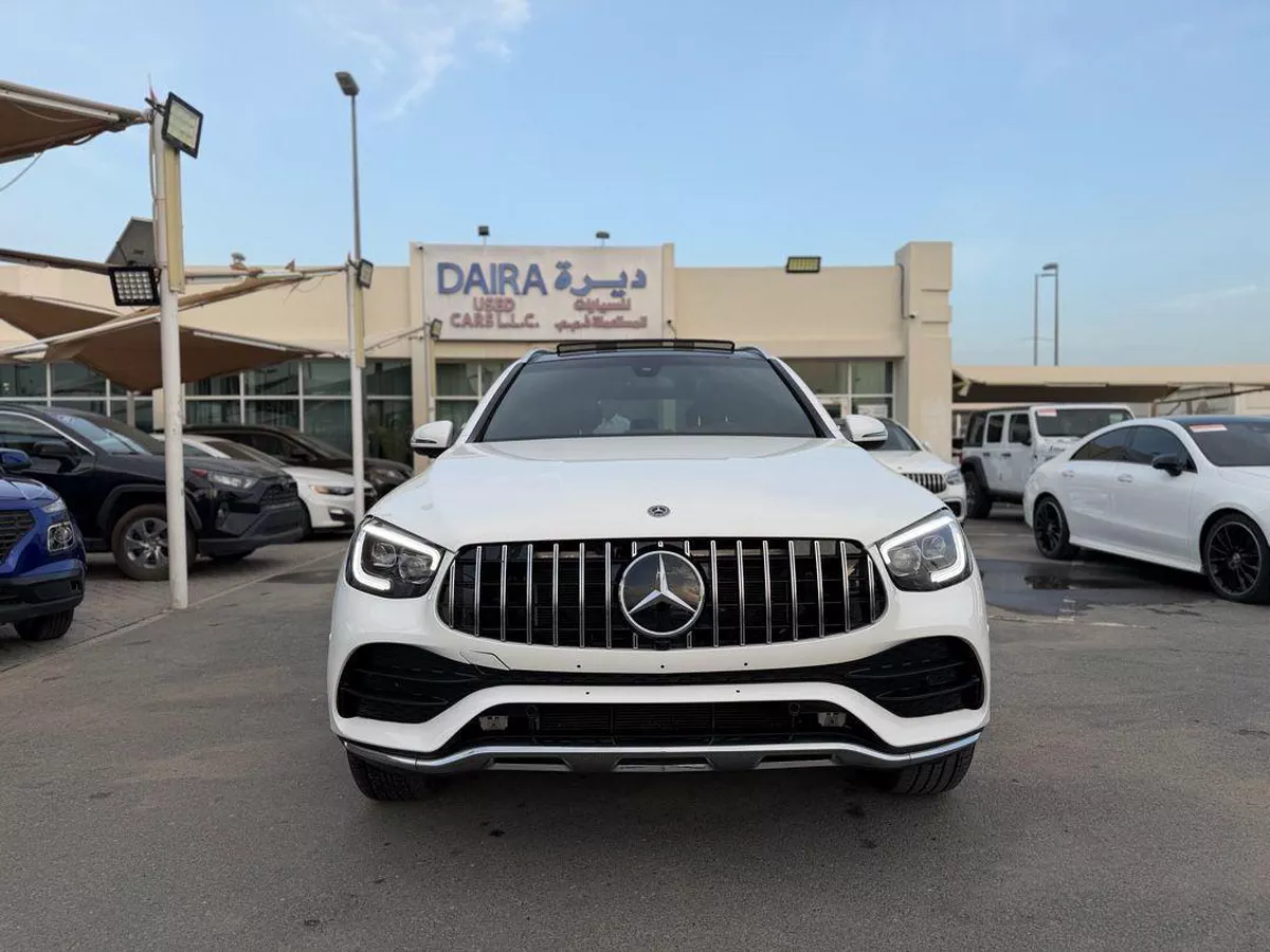 For sale Mercedes-Benz GLC 300 I (X253) Facelift, 2.0 l, 2019 in UAE, Sharjah-11-11