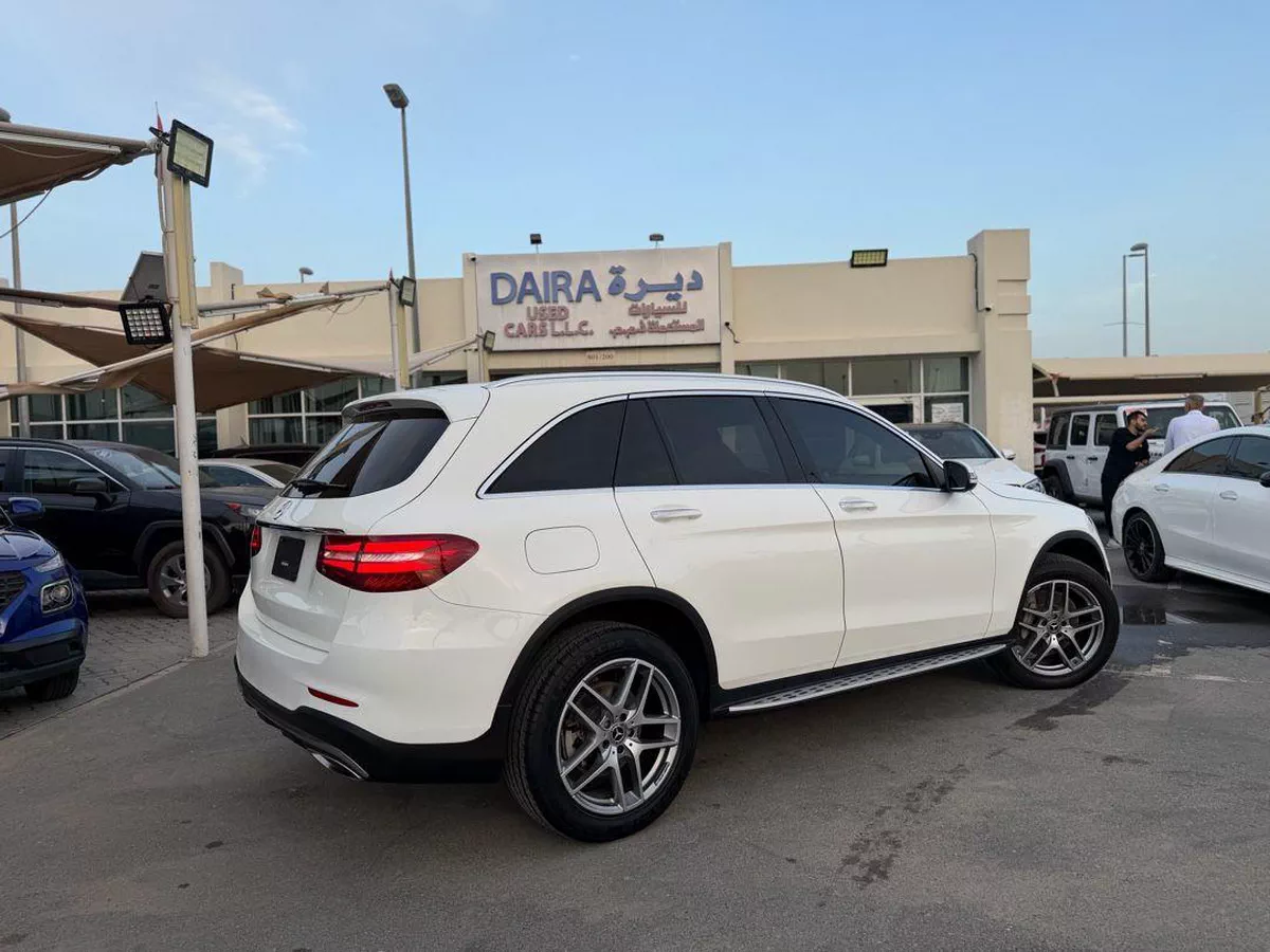 For sale Mercedes-Benz GLC 300 I (X253) Facelift, 2.0 l, 2019 in UAE, Sharjah-13-13