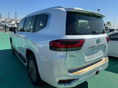 Toyota Land Cruiser LC300 2024-4
