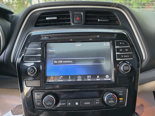 Nissan Maxima SV 2018 GCC Specs