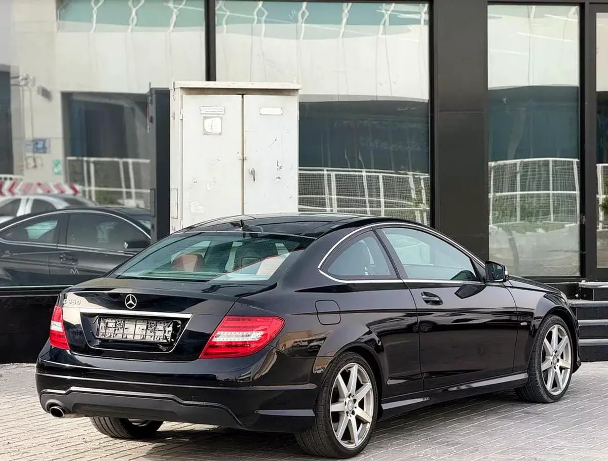 Mercedes Benz C250 CGI C250 | GCC Specs | Excellent Condition-7-0
