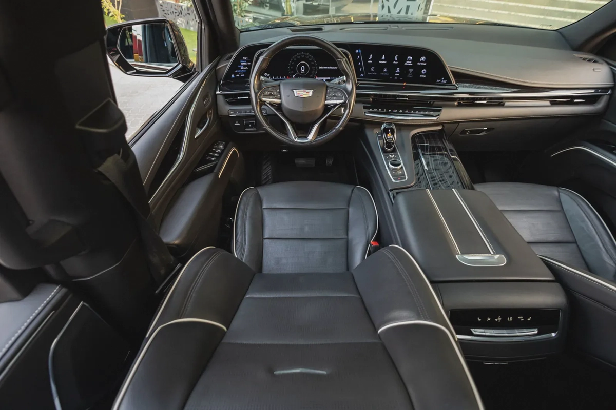Cadillac Escalade 2023-21-21