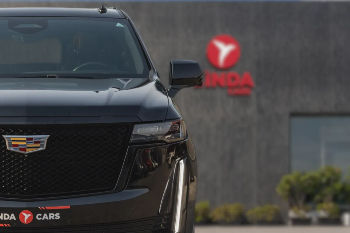 Cadillac Escalade 2023-20-20
