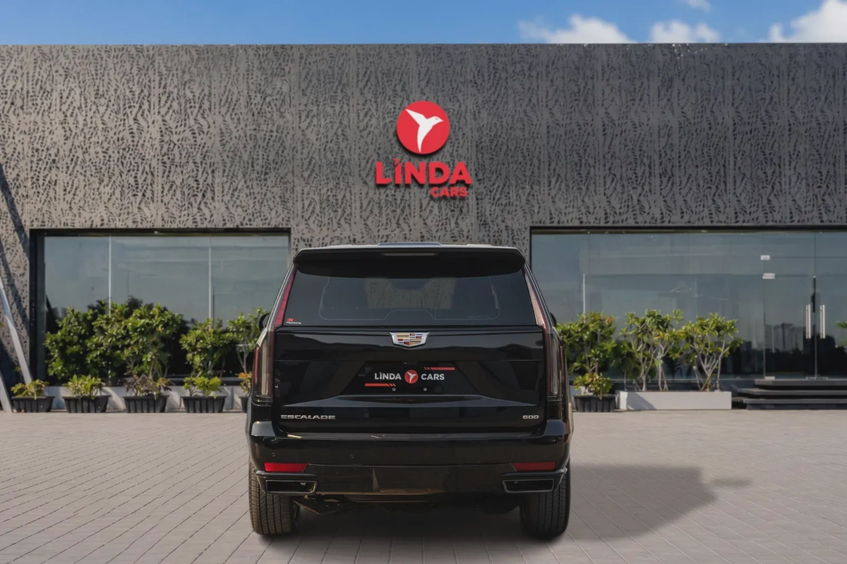Cadillac Escalade 2023-14-14