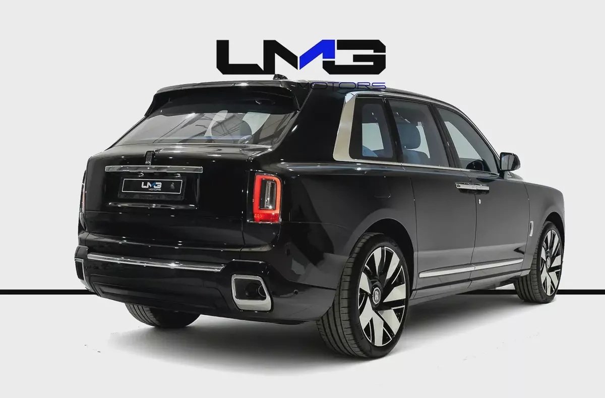 2025 ROLLS ROYCE CULLINAN | LOW MILEAGE | STARLIGHT | FULL OPTION | REAR SEAT ENTERTAINMENT-3-3