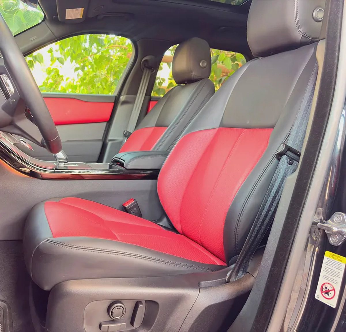 Brand new | AED 3,373 per month | Accidents free | Under Warranty-5-5