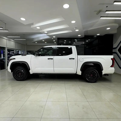 Toyota Tundra Crewmax TRD Pro-6