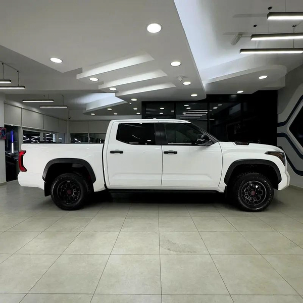Toyota Tundra Crewmax TRD Pro