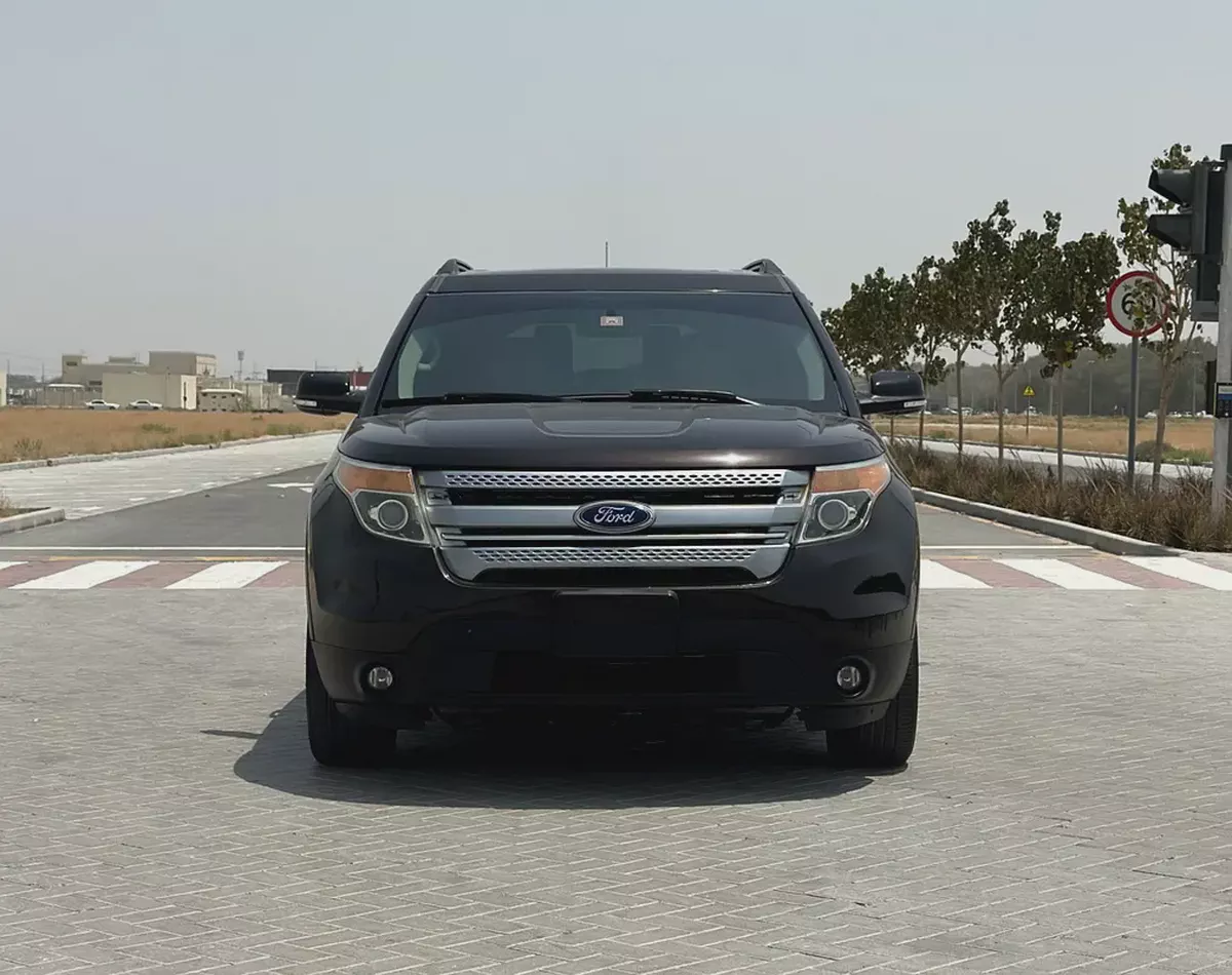 Ford Explorer XLT | 3.5L V6 | 2014 | GCC Specs | 147,000 km | Black / Beige-2-2
