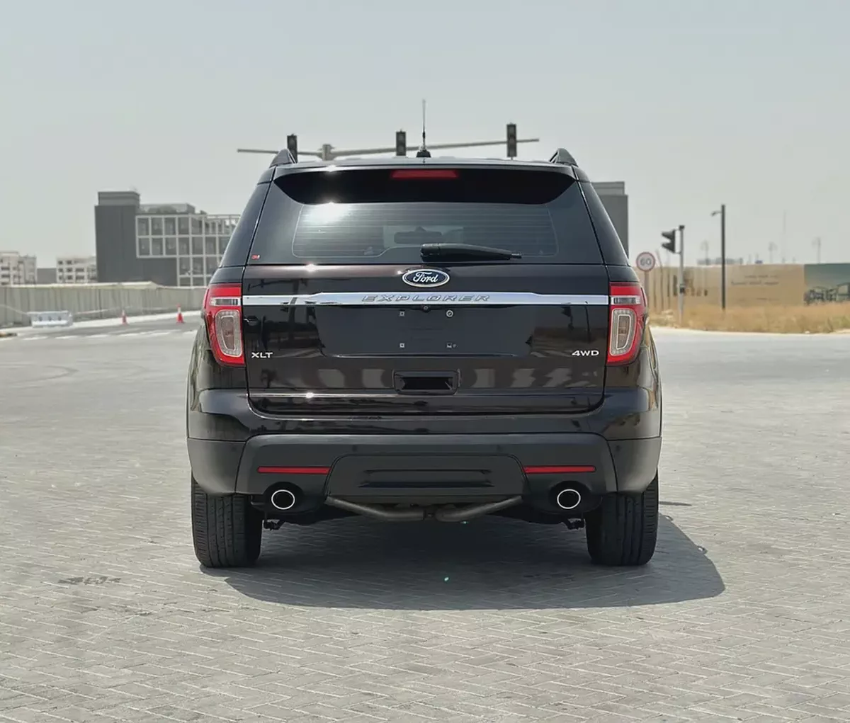 Ford Explorer XLT | 3.5L V6 | 2014 | GCC Specs | 147,000 km | Black / Beige-3-3