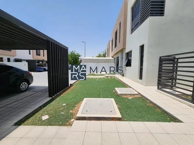 🏡! Corner Bigger | 4BHK Villa | Green Yard | For Rent | Nasma Community! 🌟-3