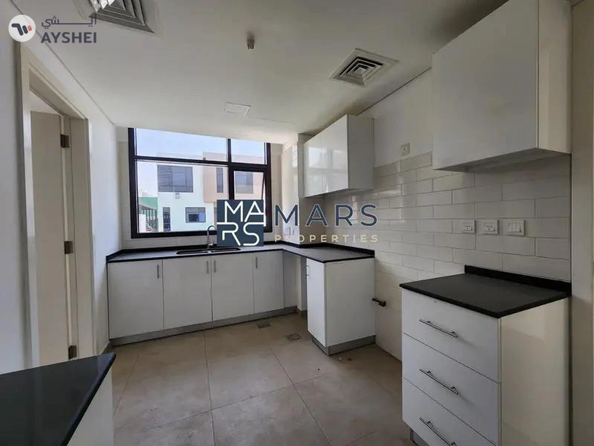🏡! Corner Bigger | 4BHK Villa | Green Yard | For Rent | Nasma Community! 🌟-10-10