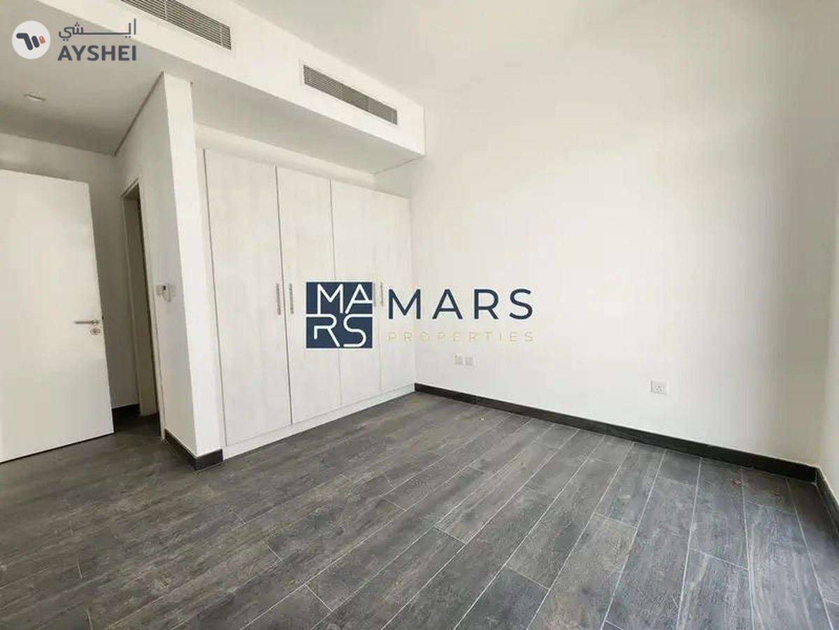 🏡! Corner Bigger | 4BHK Villa | Green Yard | For Rent | Nasma Community! 🌟-17-17