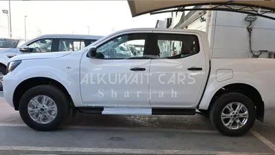 Nissan Navara NISSAN NAVARA 2.5 PETROL L E 4X 4 MT DC PLUS 2023-0