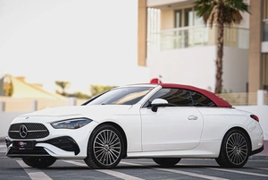 2024 | Mercedes CLE200 Cabriolet | Red Roof | Low Mileage | 2KEYS | White