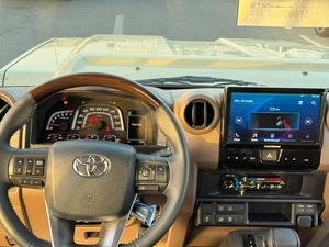 Toyota Land Cruiser 70
