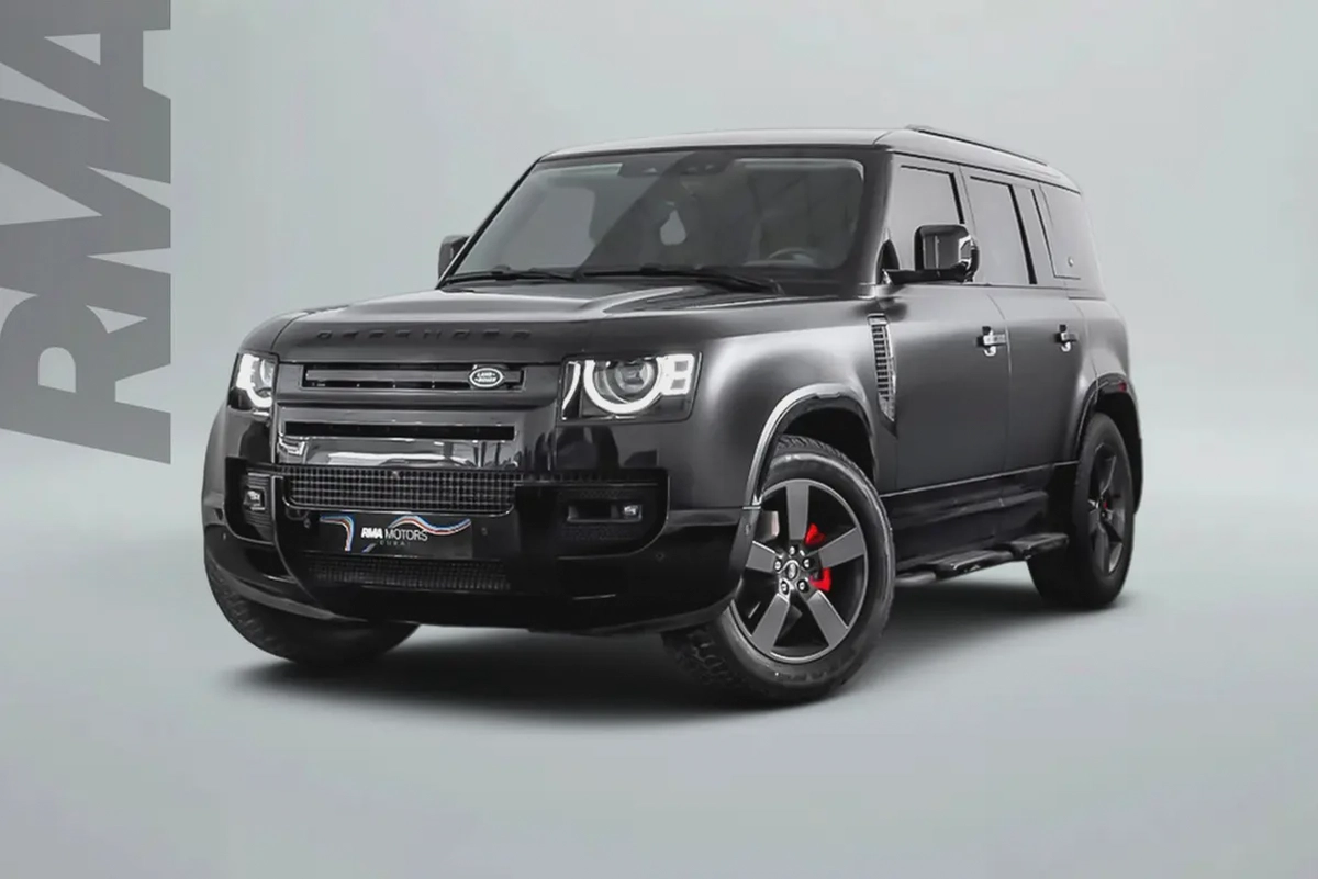 5,193 AED / 60 months | 0% DP | 2023 Land Rover Defender 110 P300 SE / Land Rover Warranty