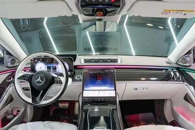 Mercedes-Benz Maybach S680-3