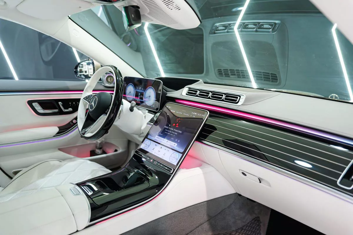 Mercedes-Benz Maybach S680-4-4