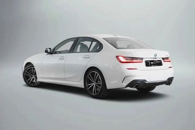2,677 AED / 60 months | 0% DP | 2021 BMW 330i M-Sport / Full Service History-1