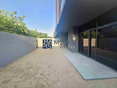 Brand new 4 bedroom townhome corner unit with majlis in Robinia just in 195k-21