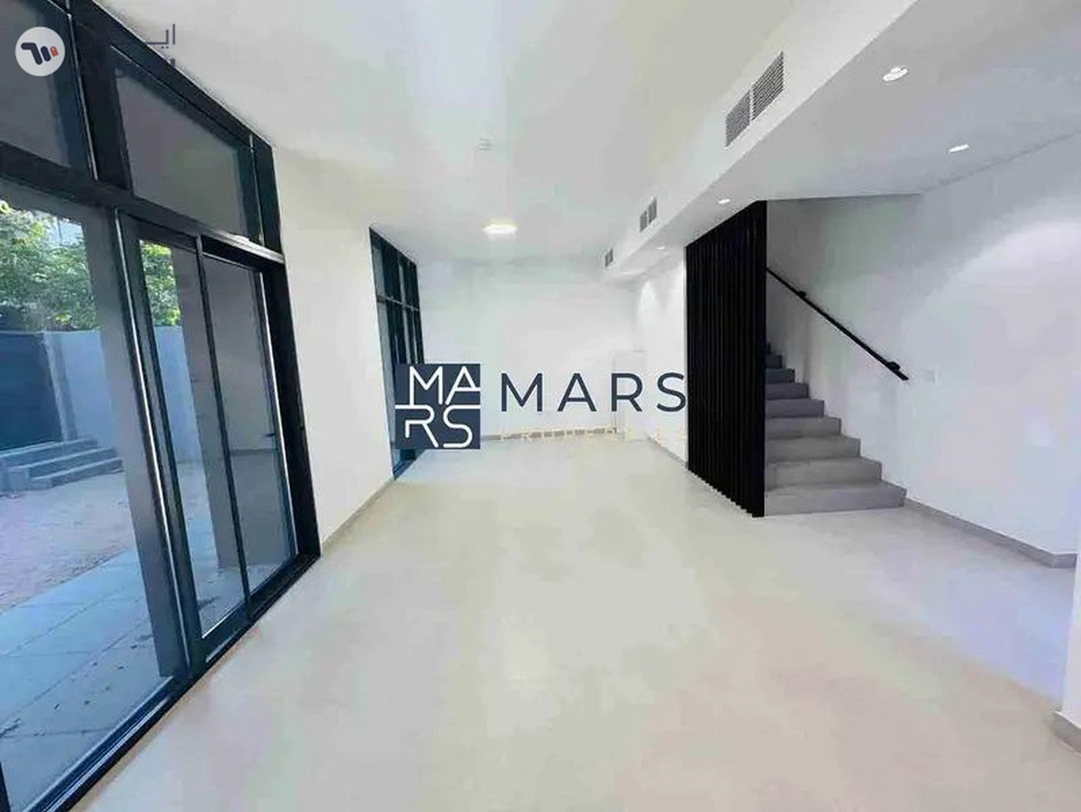 Brand new 4 bedroom townhome corner unit with majlis in Robinia just in 195k-6-6