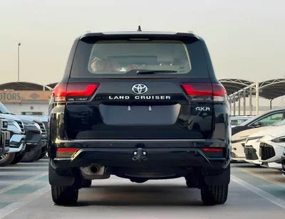 Toyota Land Cruiser GXR MID OPTION || 4.0L PETROL V6 | SUNROOF | LEATHER WITH PWR SEATS | REAR ENTERTAINMENT SCREEN (COD-2