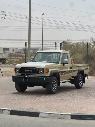 TOYOTA LAND CRUSIER LC 79 4.0 A/T SAUDI SPEC 2026 FULL OPTION-0