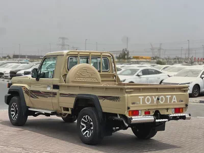 TOYOTA LAND CRUSIER LC 79 4.0 A/T SAUDI SPEC 2026 FULL OPTION-3