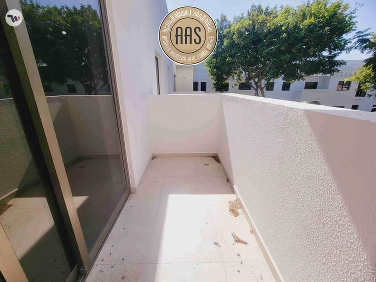 Green Lush Luxury Community ☆ 1 Month Free ☆ New Building ☆ Ready to Move ☆ Vacant-12-12