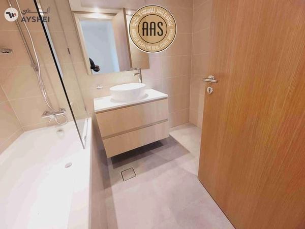 Green Lush Luxury Community ☆ 1 Month Free ☆ New Building ☆ Ready to Move ☆ Vacant