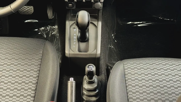 Suzuki Jimny GLX AT 2026 (GCC Specs) 1.5L - Brand New 5 Doors