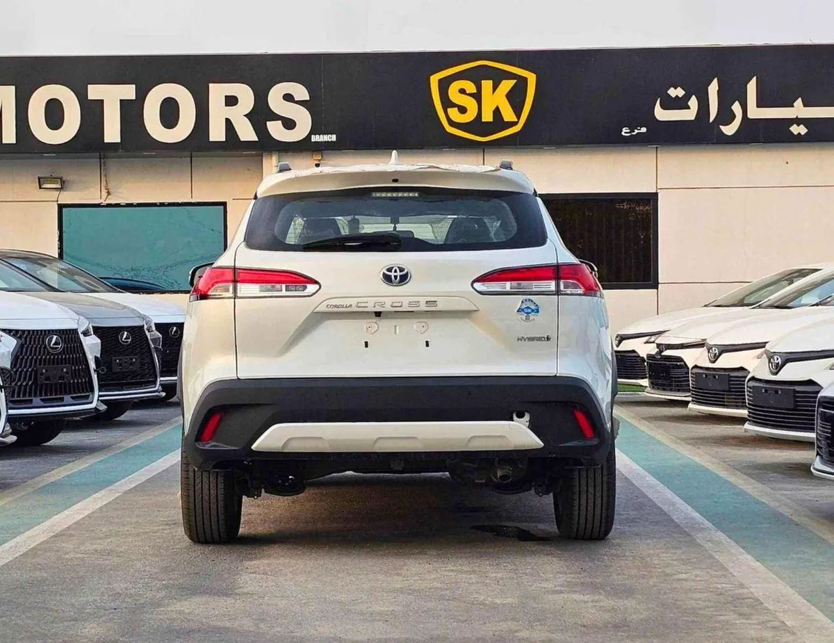 Toyota Corolla Cross LTD HEV HYBRID / 1.8L  A/T / FULL OPTION / SUNROOF / LEATHER /17"ALLOY WHEELS (CODE # XLE)-4-0