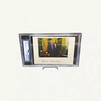 An authentic Bill Clinton autographed photographic print-0