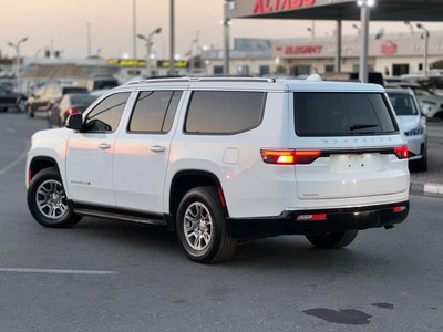 Jeep Wagoneer L Series I 2023 AWD-10