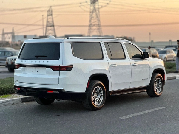 Jeep Wagoneer L Series I 2023 AWD