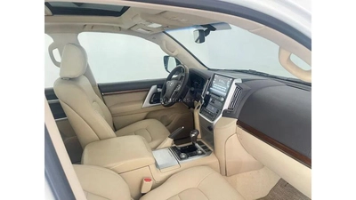 Toyota Land Cruiser GXR V8 5.7L-8CYL UPGRADED TO LEXUS EXCELLENT CONDITION-3