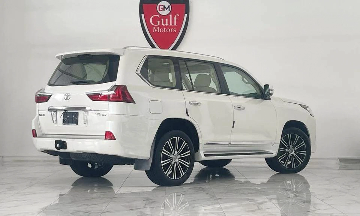 Toyota Land Cruiser GXR V8 5.7L-8CYL UPGRADED TO LEXUS EXCELLENT CONDITION