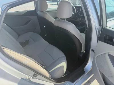 Kia optima 2016 silver color GCC calen car-4