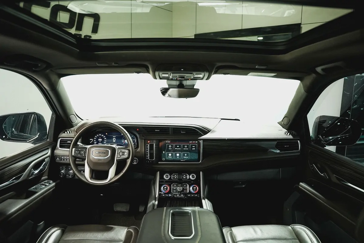 GMC Yukon Denali 2024 - GCC Specs - Brand New-13-13