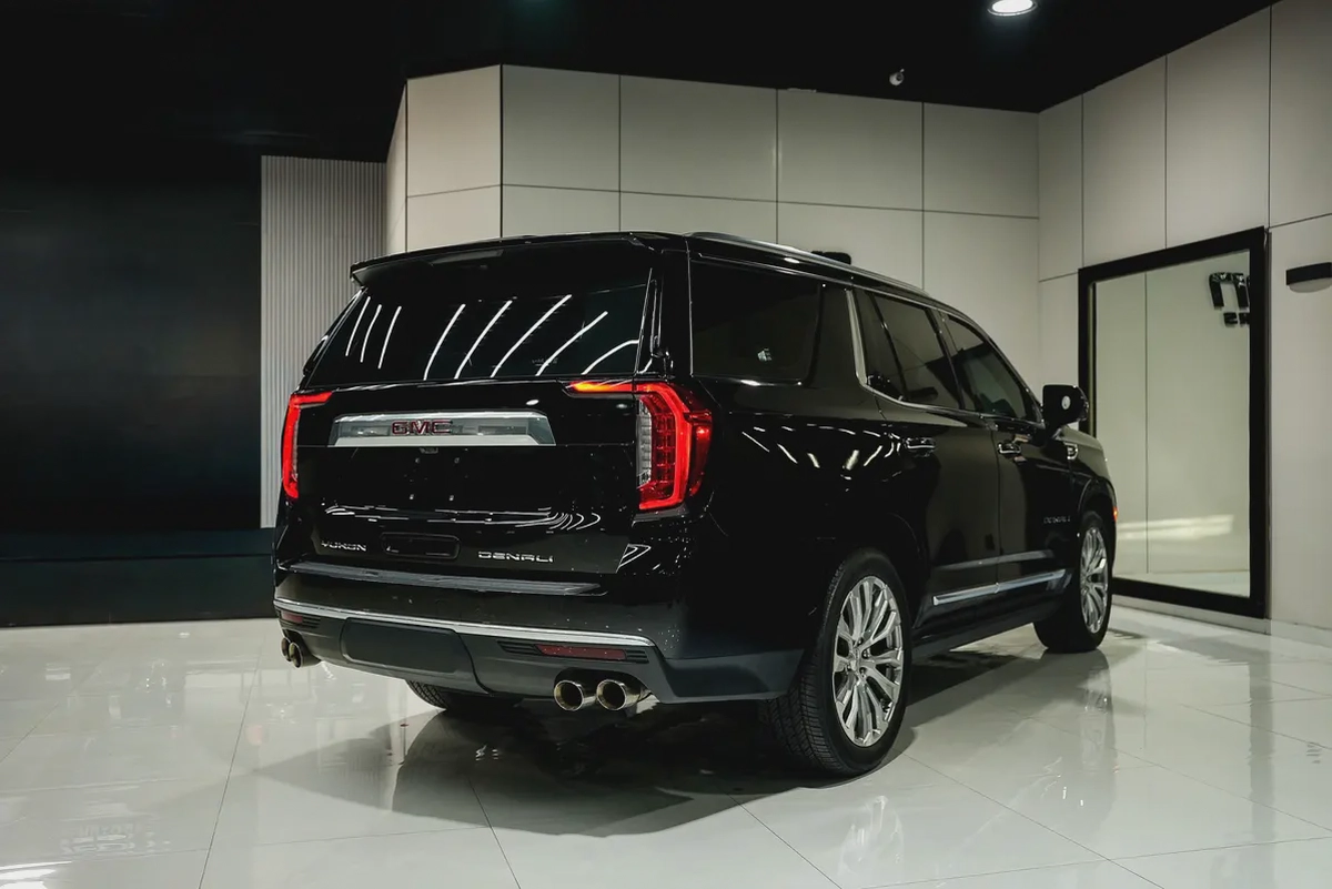 GMC Yukon Denali 2024 - GCC Specs - Brand New-18-18